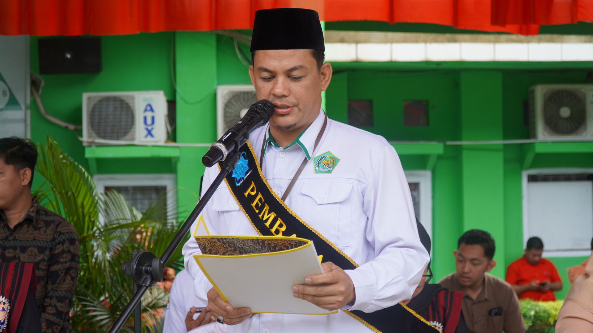 Doa untuk Indonesia Rukun dan Damai, Dedi Haryanto Pimpin Doa dalam Upacara HAB Kemenag ke-80