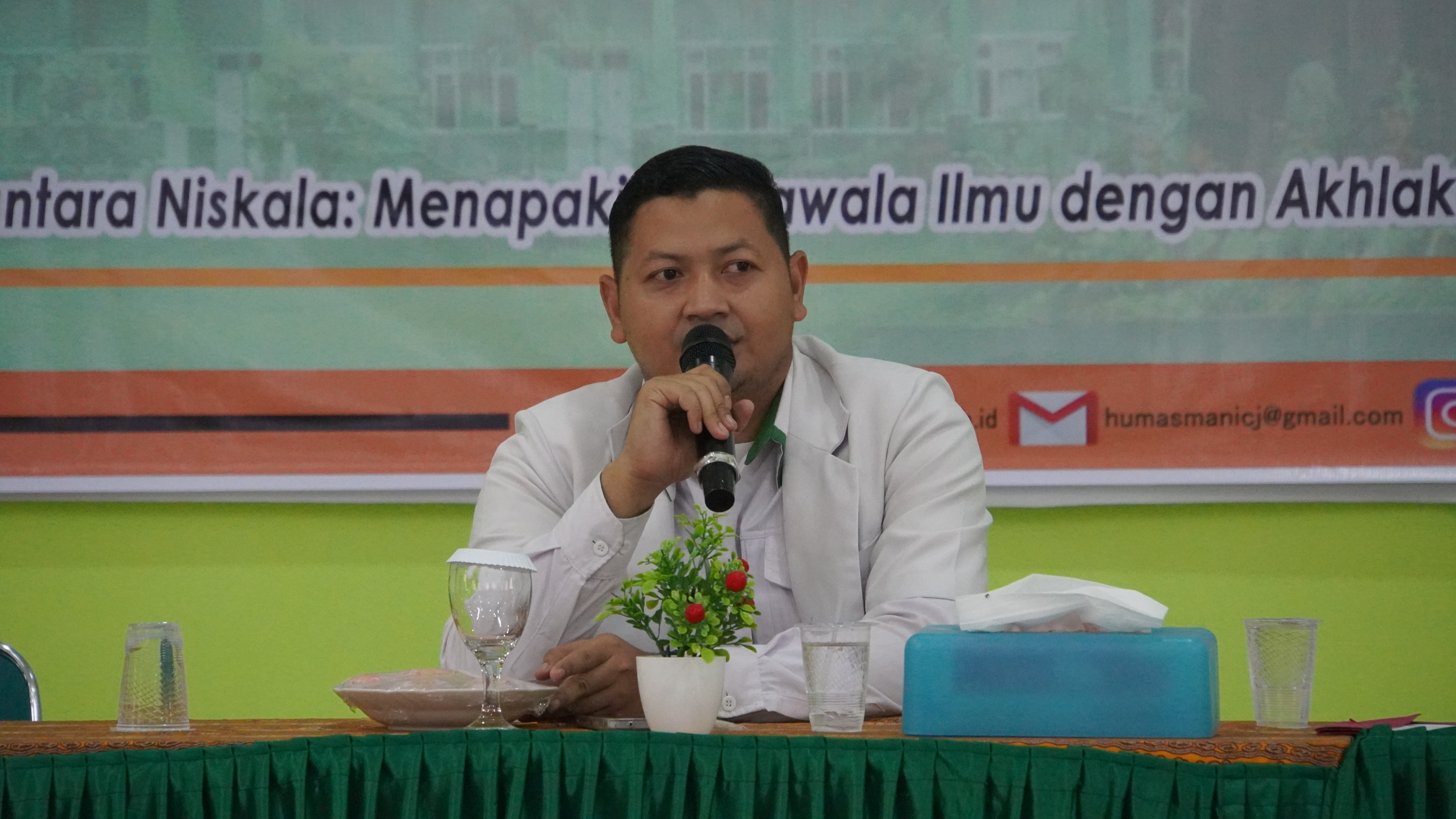 Dokter Tri Wibowo Edukasi Murid Baru tentang PHBS dan Bahaya Narkoba