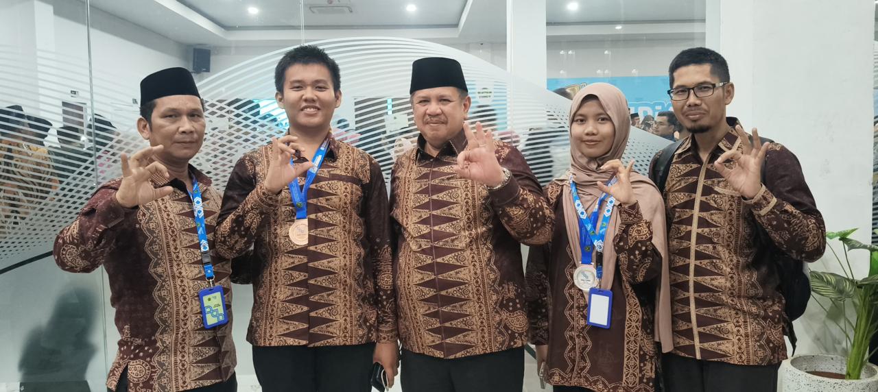 Kakanwil Kemenag Jambi Apresiasi Prestasi MAN IC Jambi di OMI Tingkat Nasional