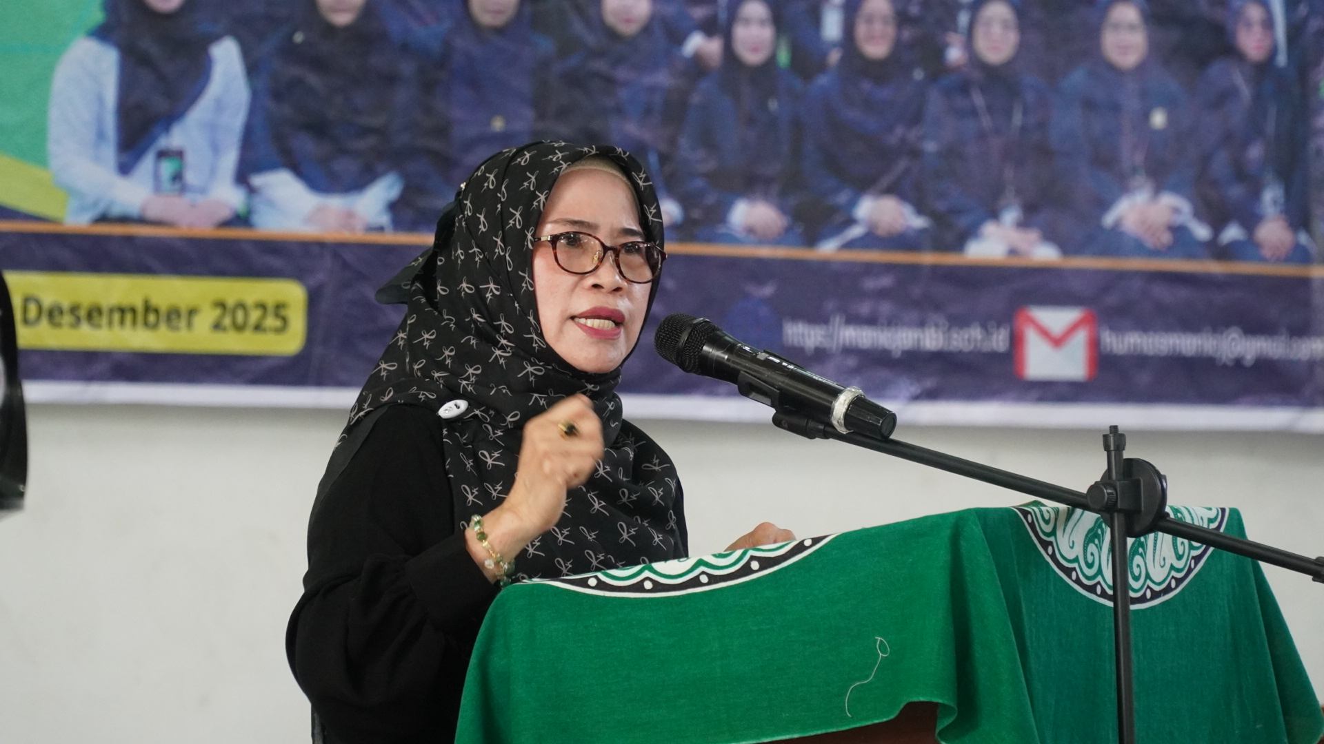 Kepala MAN Insan Cendekia Jambi Tegaskan Komitmen Madrasah Unggul dalam Sosialisasi Program dan Penyerahan Rapor Semester Ganjil 2025