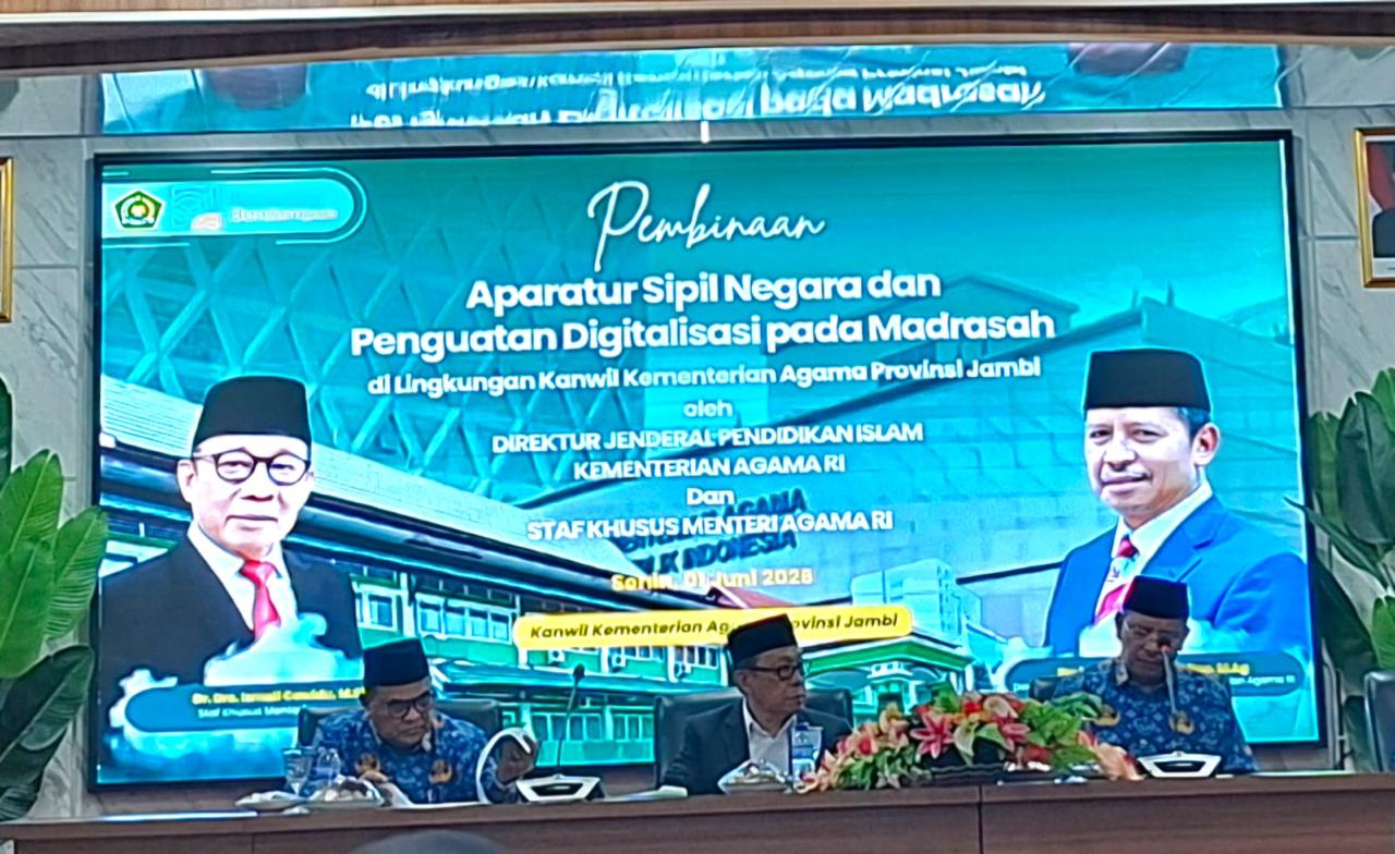 PEMBINAAN ASN DAN PENGUATAN DIGITALISASI MADRASAH OLEH DIRJEN PENDIS KEMENAG RI DI JAMBI