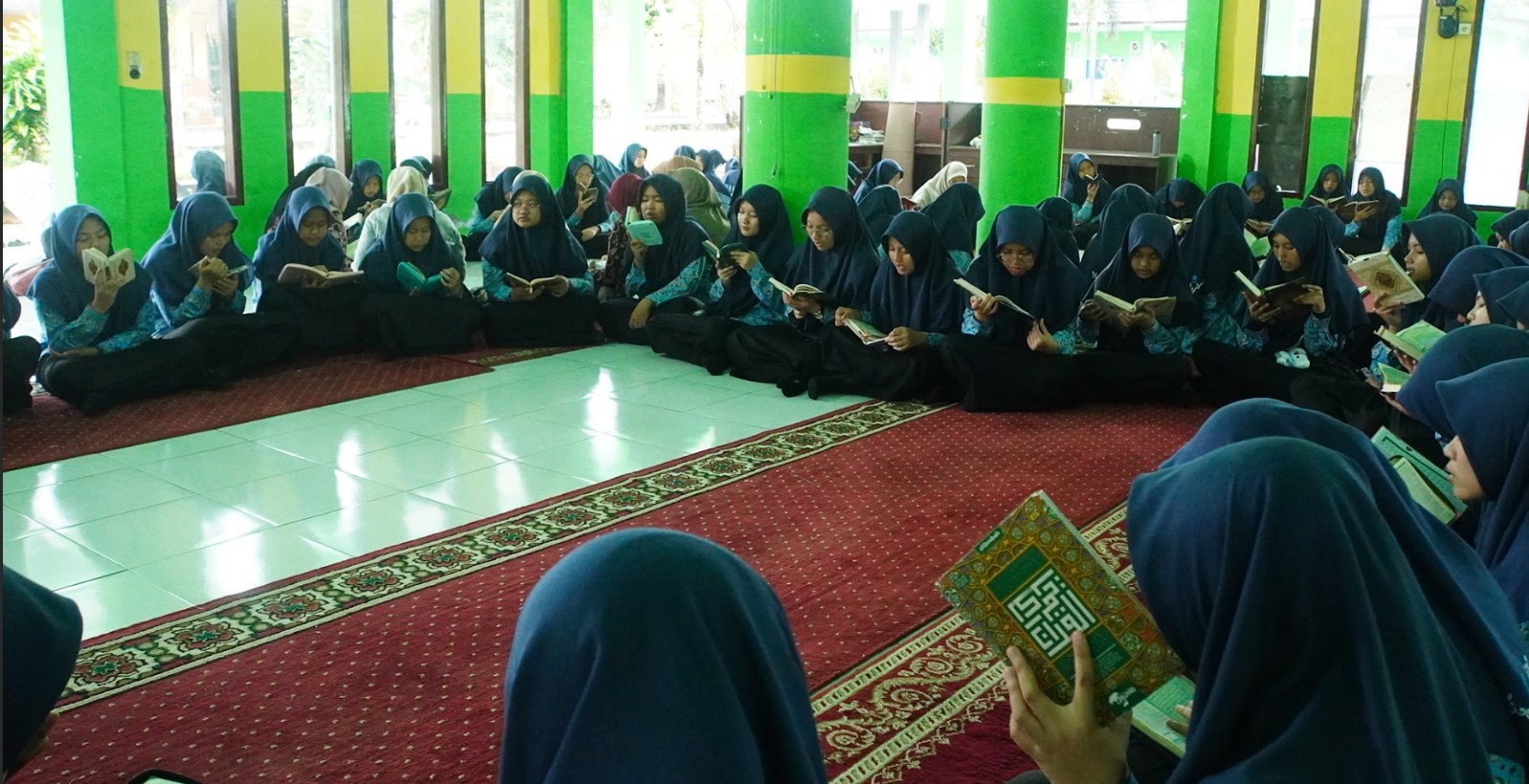 Syiar Islam melalui Tadarus Akbar untuk Membangun Generasi Qur’ani di MAN IC Jambi