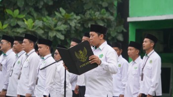 Melalui Upacara Bendera, MAN Insan Cendekia Jambi Perkuat Budaya Disiplin  dan Kepatuhan Siswa