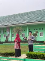 Tutup April dengan Disiplin,  Apel MAN IC Jambi Tekankan Tertib Perizinan  dan Karakter Murid